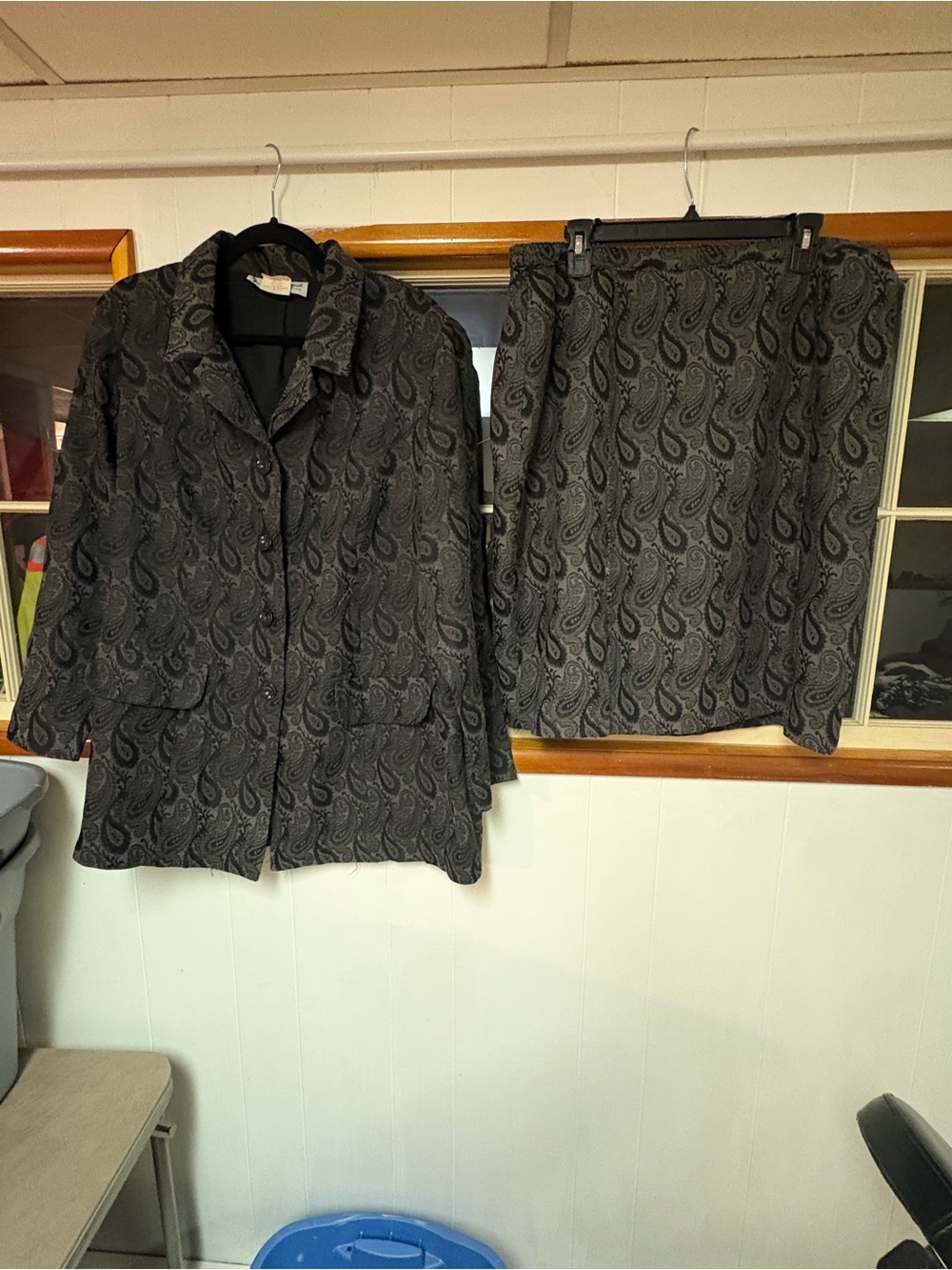Paisley Jacquard Blazer and Skirt Set - Black